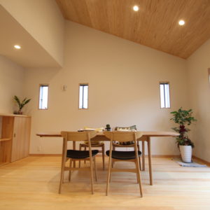 奈良で注文住宅の木の家勾配天井なら平野木材