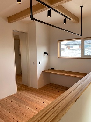 奈良で木の家注文住宅の無垢床セカンドリビングなら木の家工務店の平野木材へ
