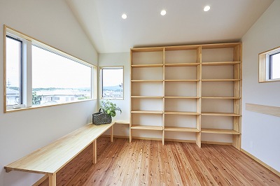 奈良で新築注文住宅の木の家を建てる平野木材の2階リビングと造作