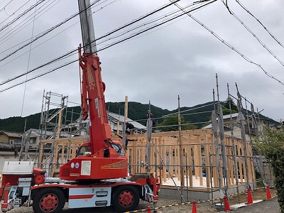 奈良で二世帯住宅の棟上げなら平野木材
