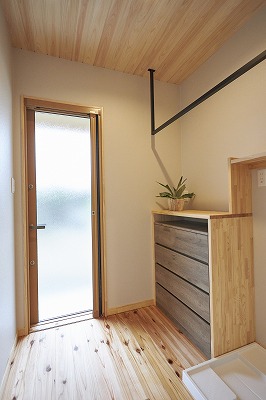 一戸建てランドリーなら奈良の木の家工務店、注文住宅の平野木材