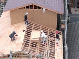 奈良で木の家の工務店平野木材の棟上げ